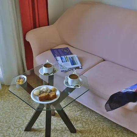 Kiraz Butik Bed and Breakfast Αλακάτι