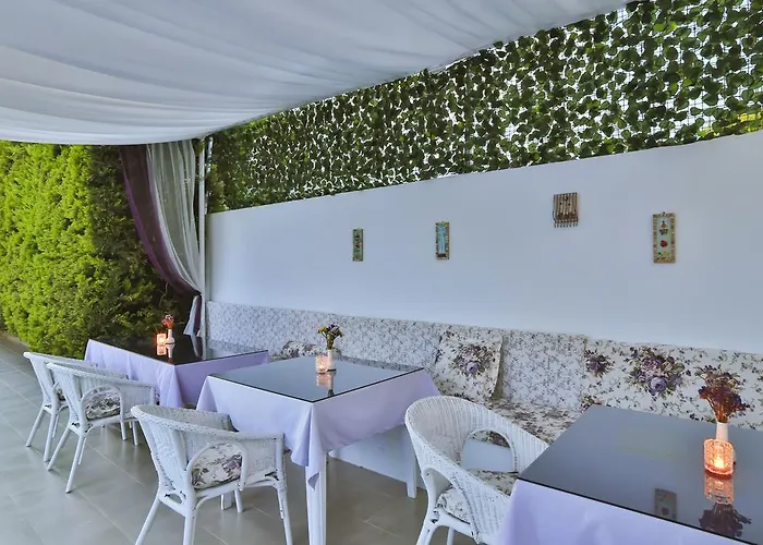 Kiraz Butik Bed & Breakfast 3*