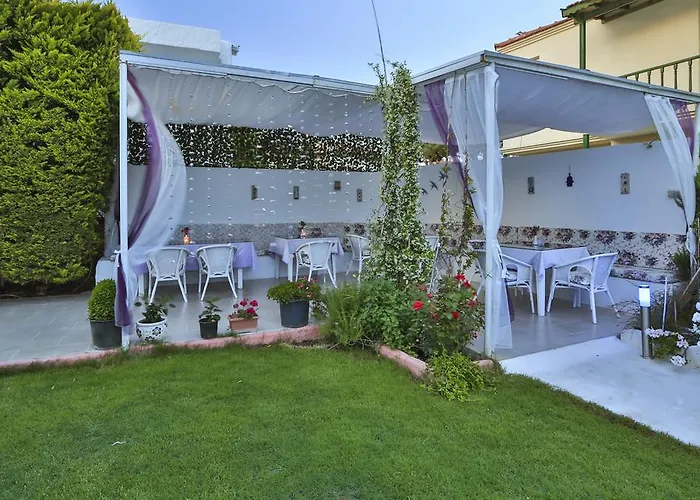 Kiraz Butik Bed & Breakfast 3*