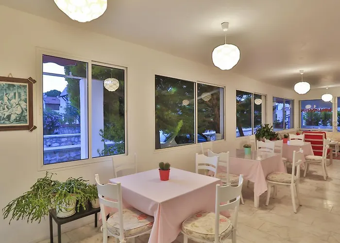 Kiraz Butik 3* Alacati