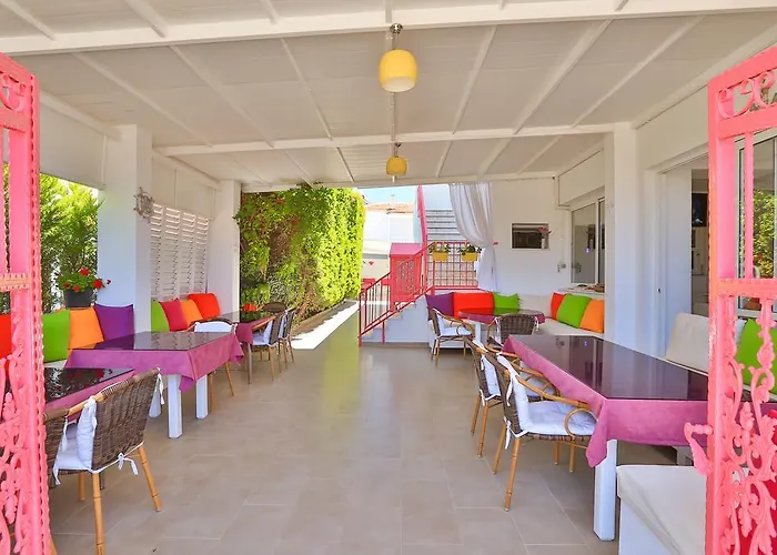 B&B Kiraz Butik Alacati