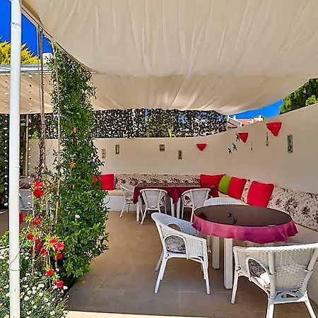 فندق مبيت وإفطار Kiraz Butik 3*
