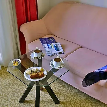 فندق مبيت وإفطار Kiraz Butik ألاتشاتي