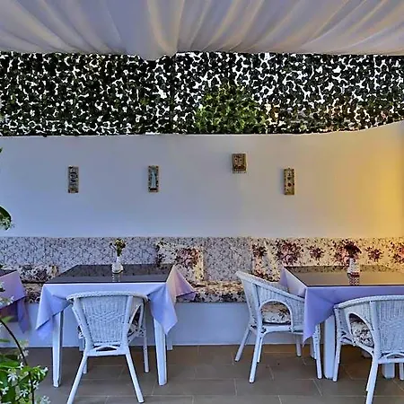 Kiraz Butik فندق مبيت وإفطار 3*