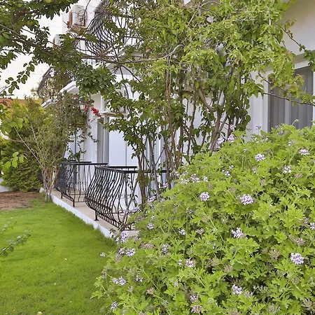 Kiraz Butik 3* Alaçatı